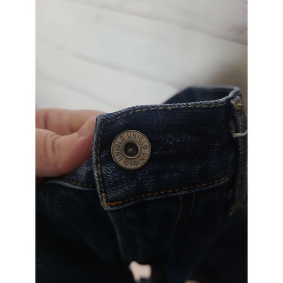 Uniqlo Blue Denim Straight Leg Stretch Dark Wash Jeans Men's Size 30x32 - Picture 4 of 6